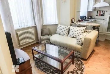 2х-комн кв на Бродников пер. 10 корп 1